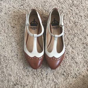 Oxford-Style Mary Jane Shoes